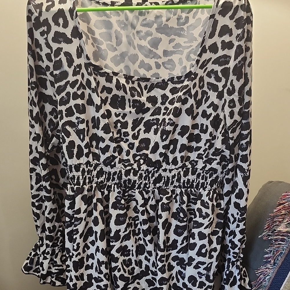 Stylish Black and White Leopard Print Women's Dress
